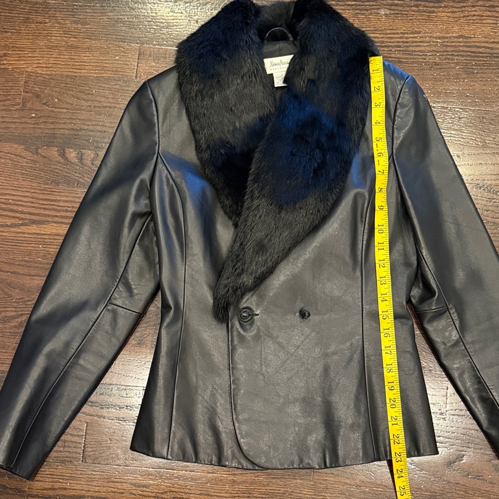 Neiman Marcus Black Fur Collar Leather Jacket 4 - Picture 3 of 9